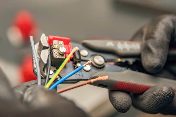 Best Electrician Near Me  in Hearne, TX